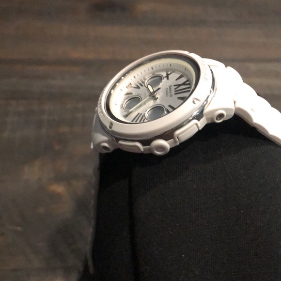 Baby-G Casio Watch - Picture 2 of 7